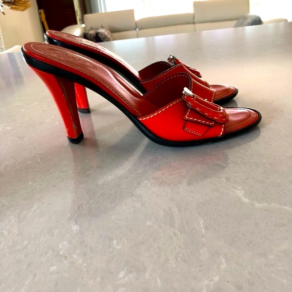 Tod’s Slides Coral Color High Hells in good condition 100% authentic - Picture 2 of 8